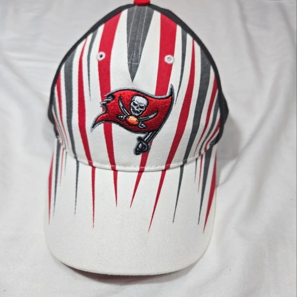 Youth Tampa Bay Buccaneers 47 Brand Velcro Hat Gray Red